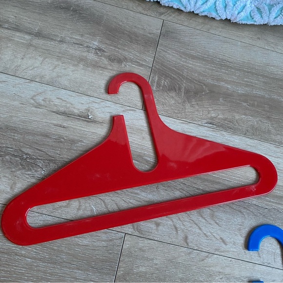 Vintage Hangers stamped MK made in Finland by Karhumuovi Space age set of 8 - Picture 9 of 10